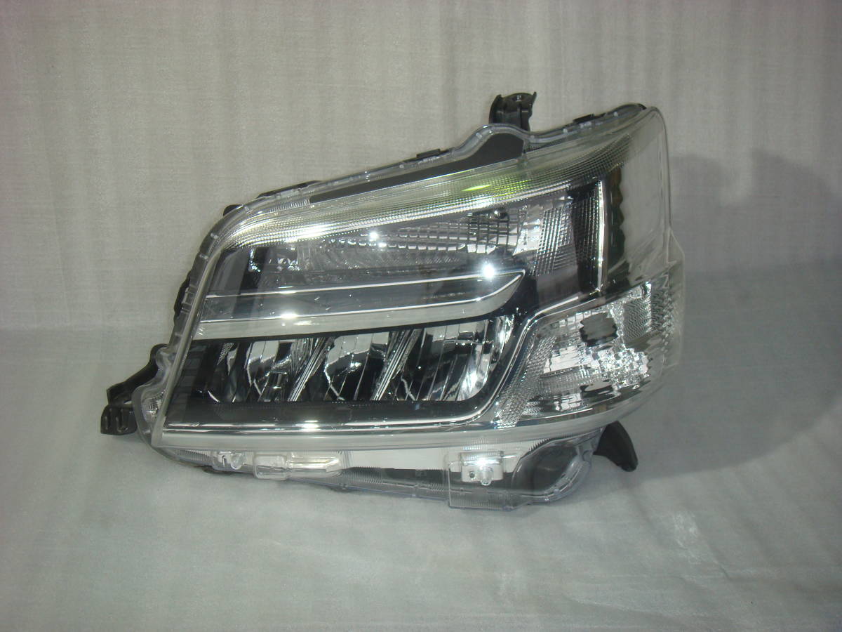 美品　ハイゼットカーゴS321V 後期　左LED ヘッドライト ハイゼットカーゴ S321v 後期 LEDヘッドライト 左 破損無 破損無