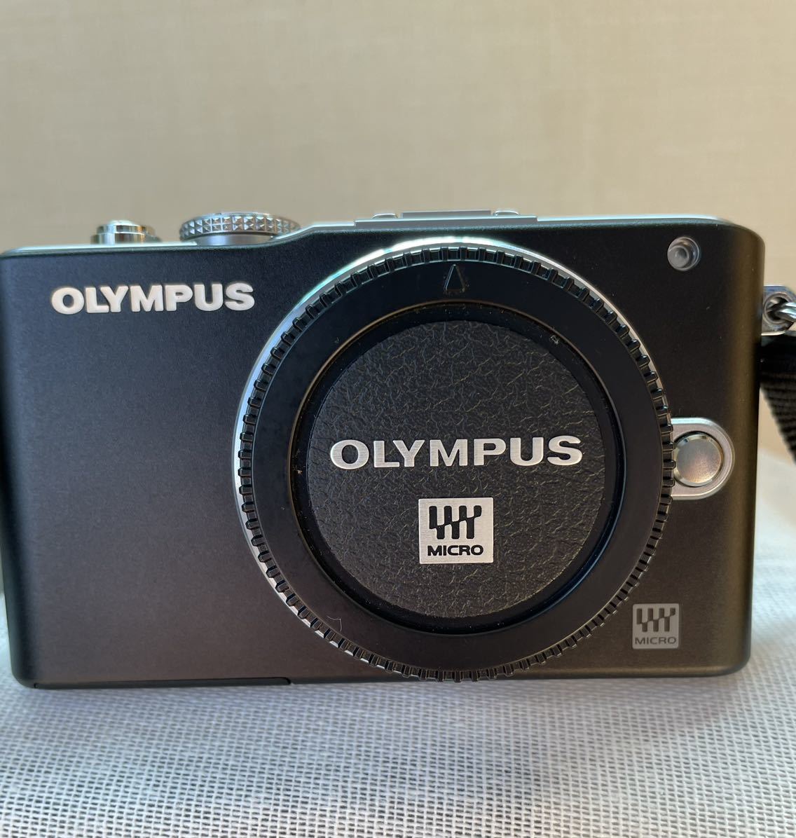 オリンパス OLYMPUS E-PL3 ボディ ブラック ストラップ・ストロボ付き