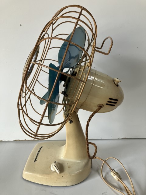 昭和レトロ National ナショナル 扇風機 洋間扇 3枚羽 F-30W1K 昭和