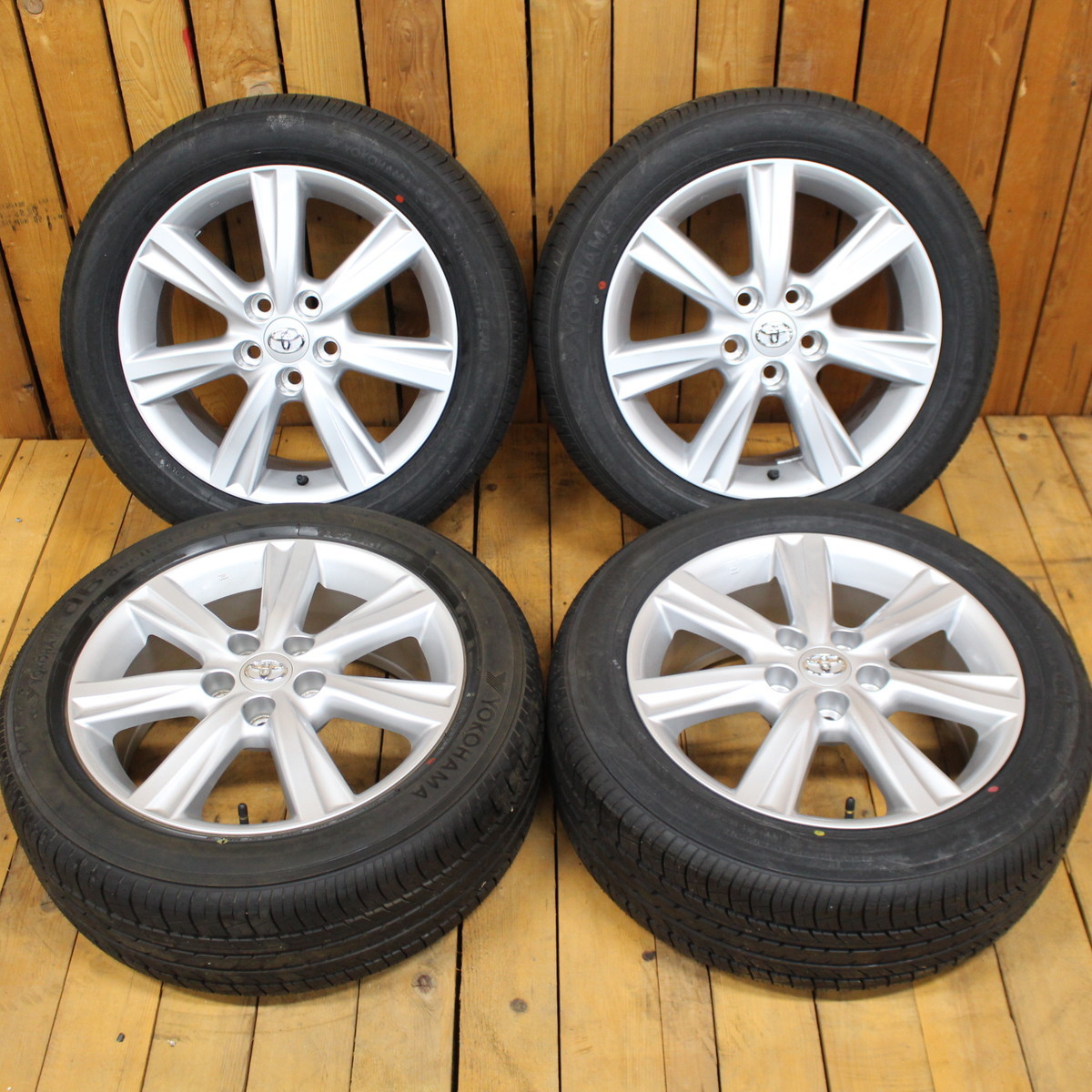 D648 215/55R17+ホンダ純正アルミホイール 17×7J 114.3-5H 55 中古 
