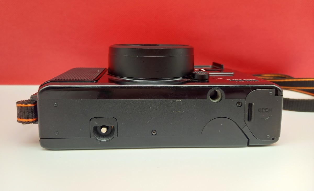 ■A Canon AF35M コンパクトフィルムカメラ 動作確認済 シャッター、フラッシュOK キャノン AF35M Canon コンパクトフィルムカメラ 2.8 : キヤノン商品の状態