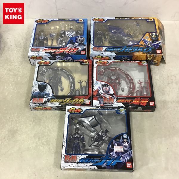 1円〜 バンダイ ライダー＆モンスターシリーズ 仮面ライダーナイト 仮面ライダー龍騎 他
