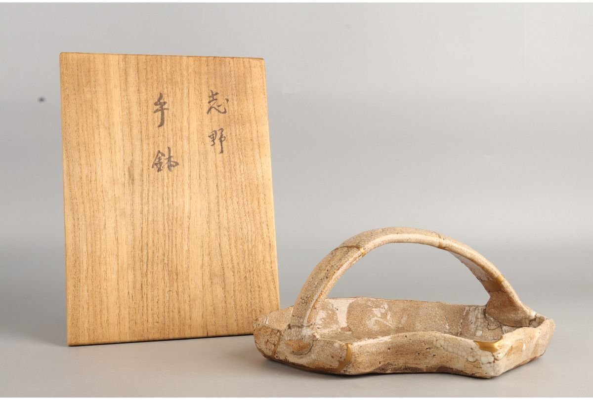  URA 古志野手鉢/12-4-90 検 骨董/料亭/向付/小鉢/銘々皿/割烹/和食/飾物/置物/懐石(志野)｜売買されたオークション情報、yahooの商品情報をアーカイブ公開 - オークファン 美濃