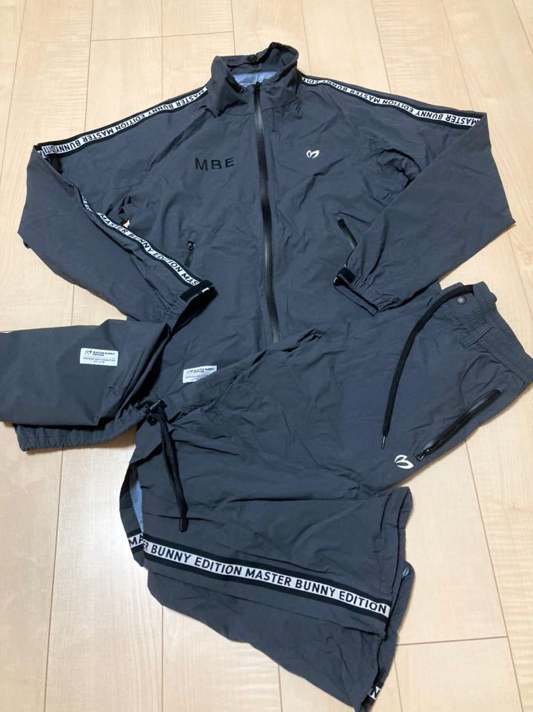 ■美品 マスターバニー 2way ストレッチ レインウェア 上下セット サイズ5 収納袋付 パーリーゲイツ MAB