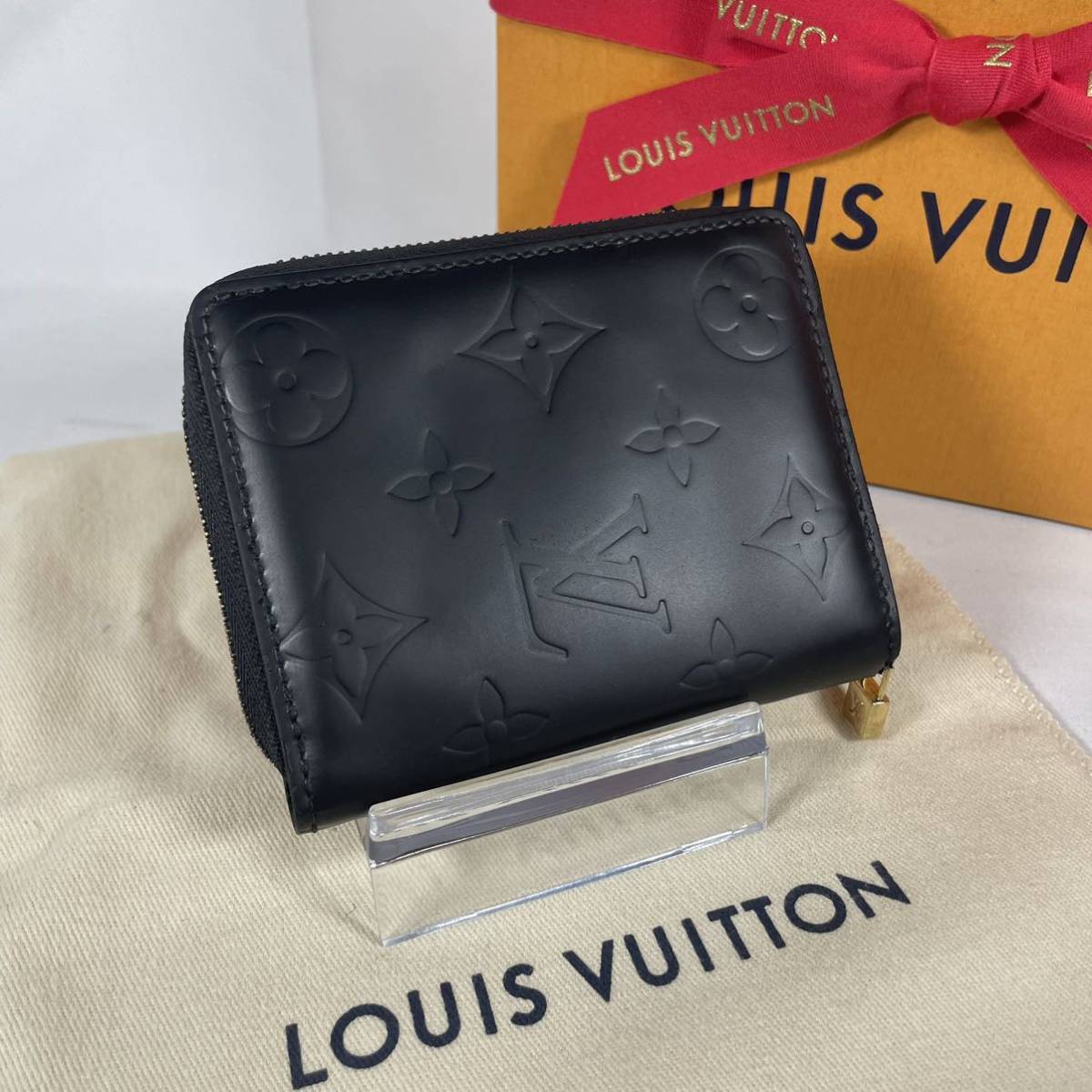 1円~【人気のブラック】LOUIS VUITTON ルイヴィトン ヴェルニ ジッピー