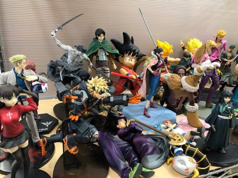 230309PT250076 箱なしフィギュア まとめ売り ドラゴンボール 進撃の