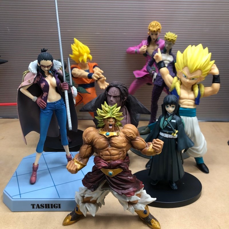 230309PT250076 箱なしフィギュア まとめ売り ドラゴンボール 進撃の