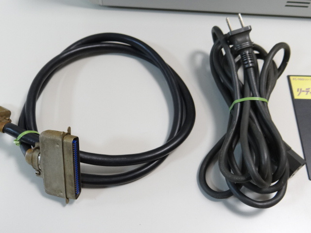 T11026 Logitec LFD-590 MINI DISK UNIT 2DD 2HD 5インチFDD 通電確認