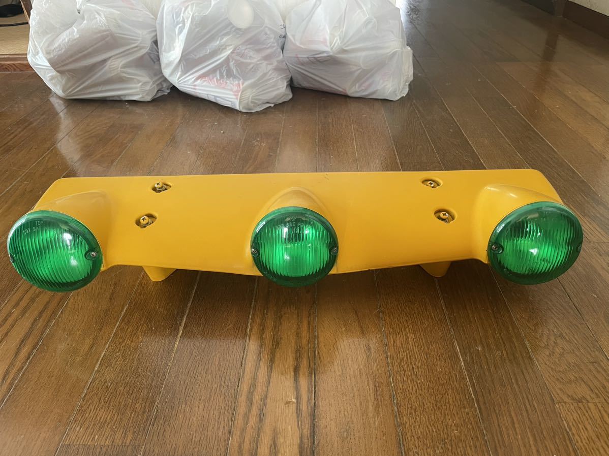 日野 スーパードルフィンプロフィア 24V 速度表示灯 R5-7-31 当時物