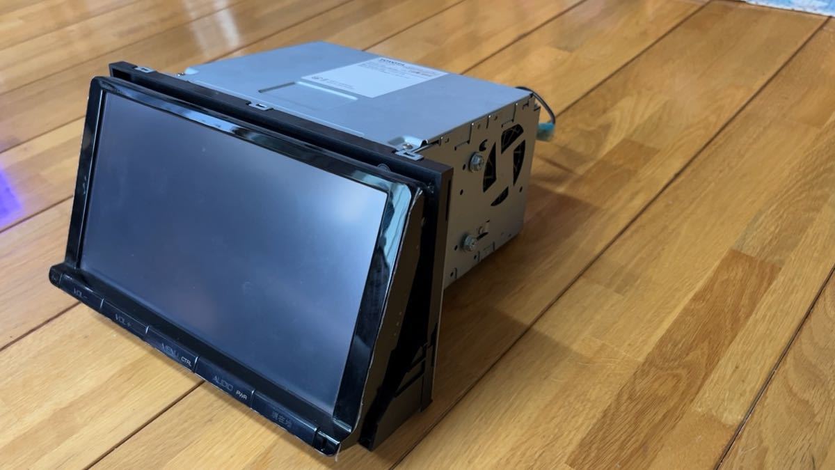 トヨタ純正SDナビ NSZT-Y64T 9インチ フルセグ Bluetooth SDカード録音