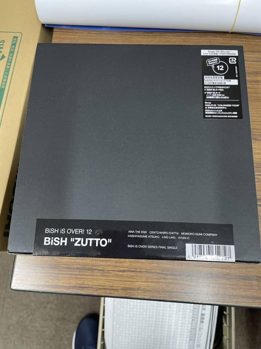 初回生産限定盤 (取) 豪華パッケージ仕様/BiSH iS カード/100P写真集