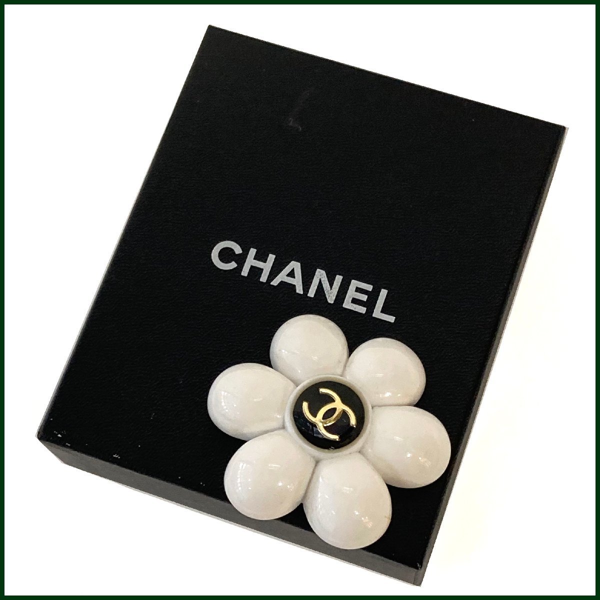 中古●CHANEL/シャネル●カメリア ブローチ ココマーク ホワイト 96P