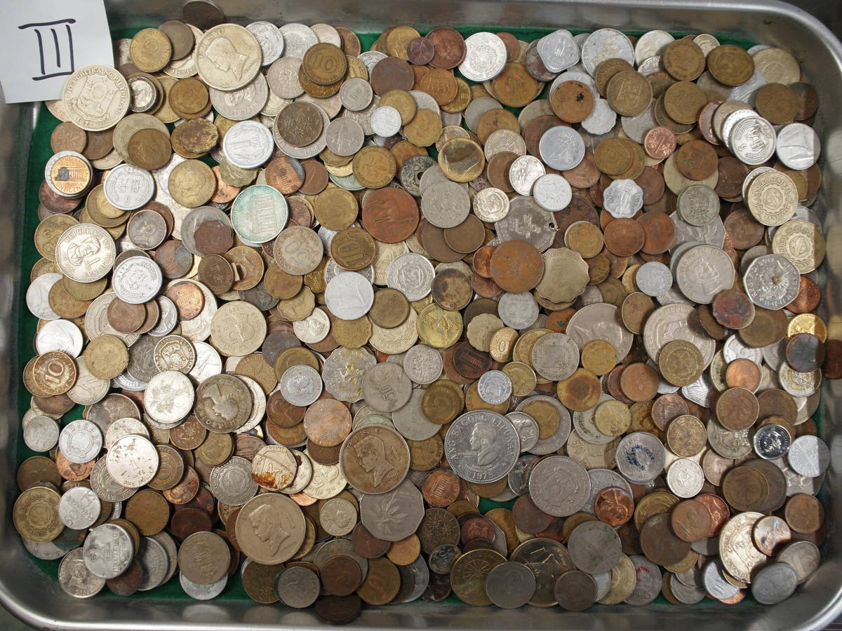 外国の硬貨　いろいろおまとめ約3.5㎏　大量　ＩＩＩ