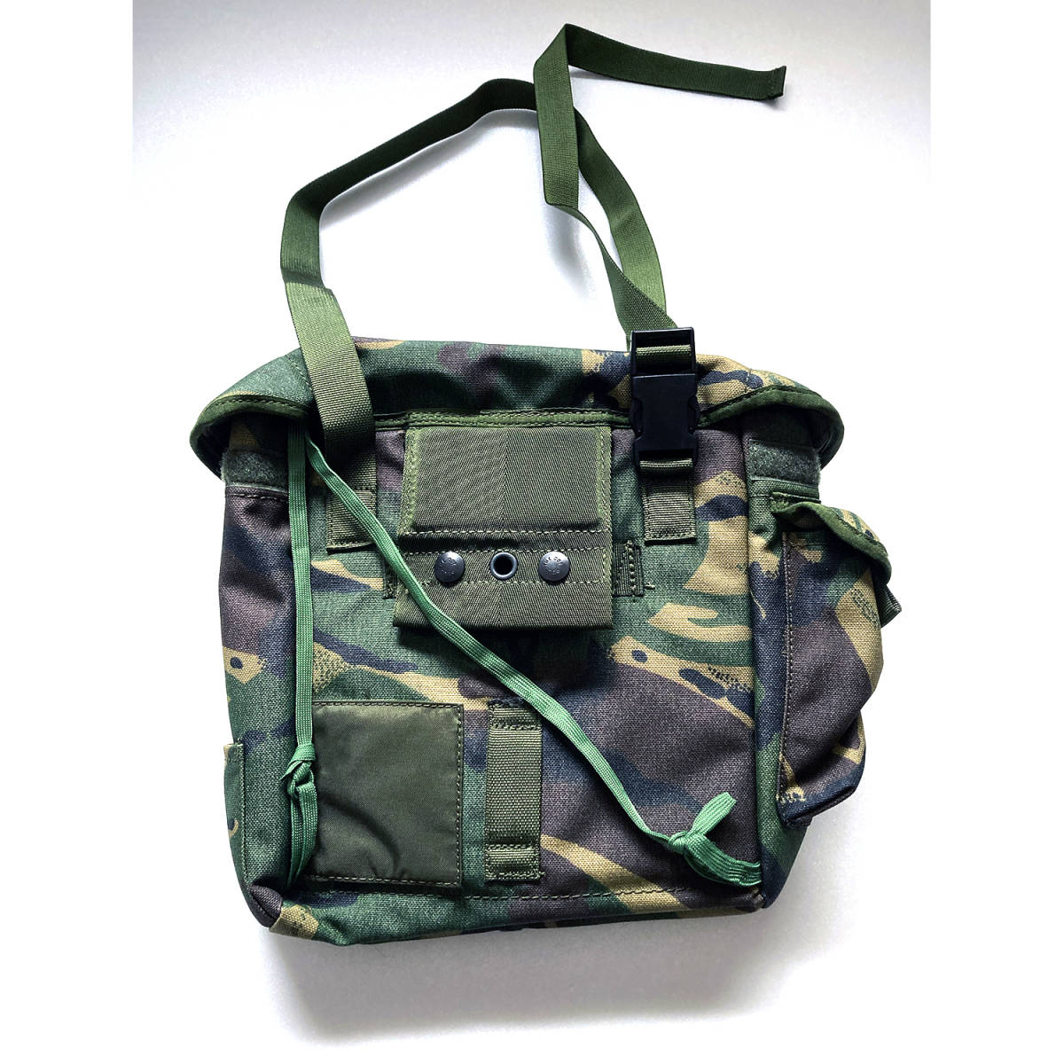 ミリタリーショップ購入品 イギリス軍 ガスマスクバッグ DPM迷彩