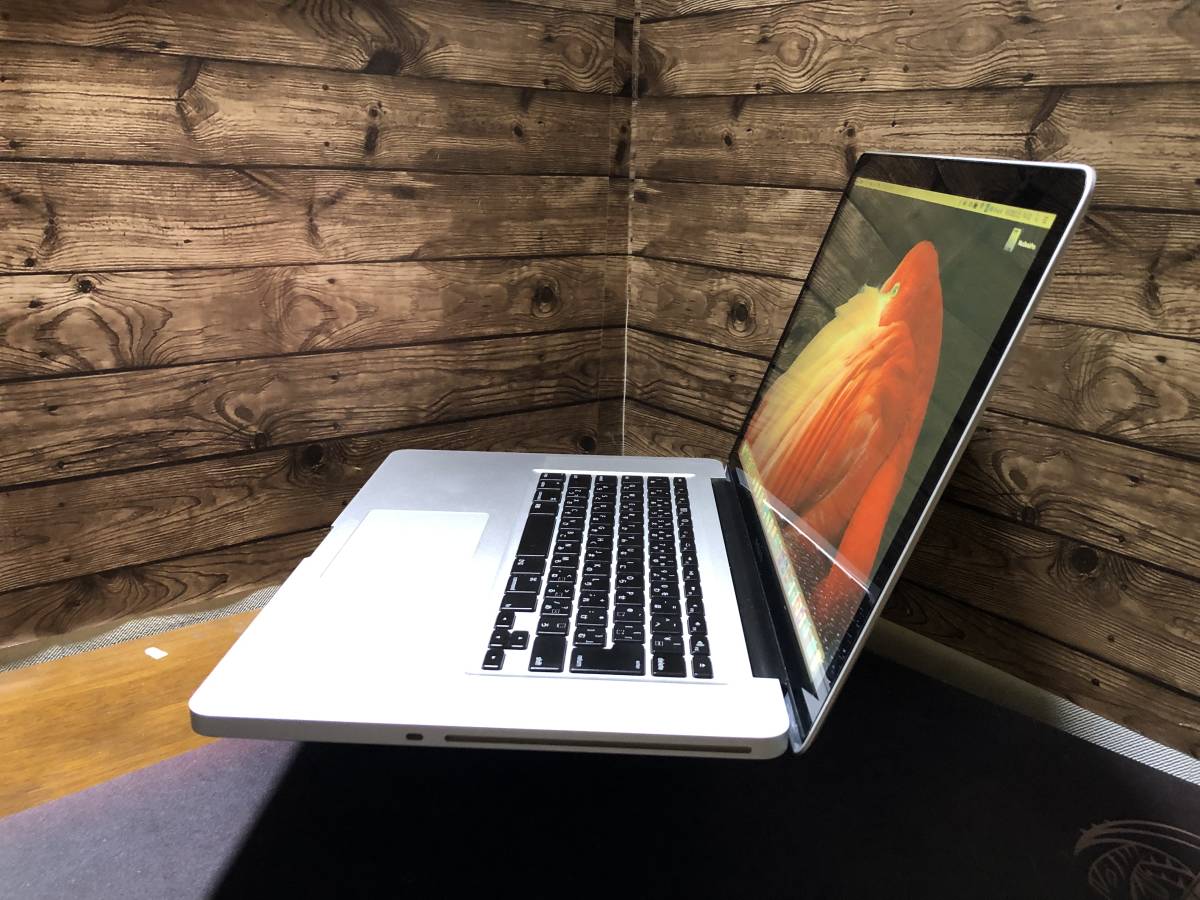 MacBook Pro 15.4インチ A1286 2.4GHz バッテリー充放電回数16回 正常