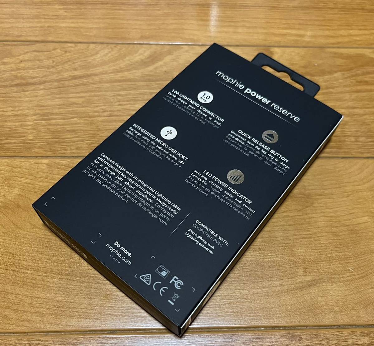 新品】15SS Supreme Mophie Power Reserve iPhone モバイルバッテリー