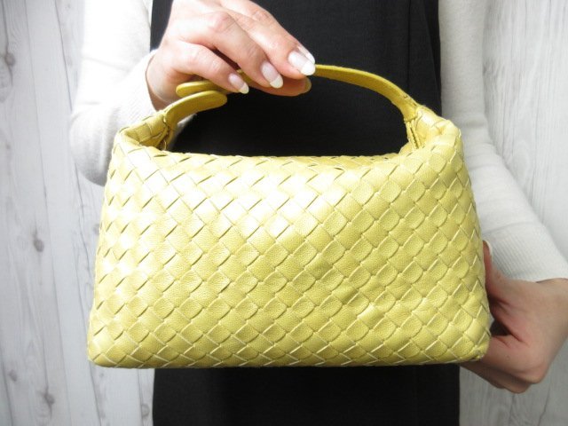 極美品 BOTTEGA VENETA ボッテガヴェネタ イントレチャート ハンドバッグ バッグ レザー イエローゴールド 60117