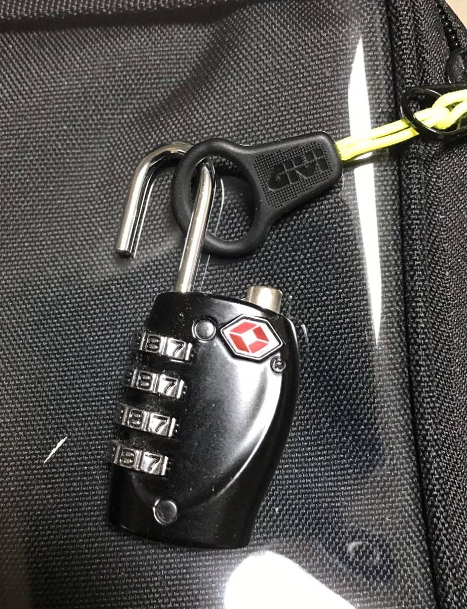GIVI ジビ タンクバッグ 6リットル マグネット1個紛失 ダイアルキーおまけ