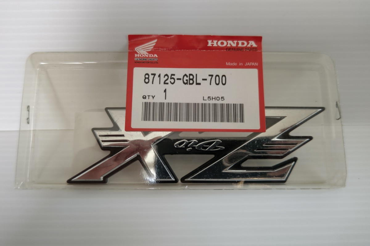 専用出品 未使用 ホンダ純正 ライブディオ ZX エンブレム Live Dio 87125-GBL