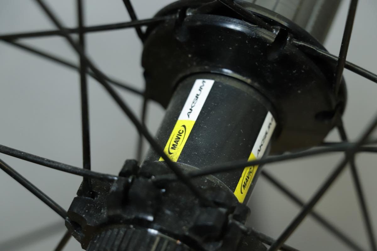 ○MAVIC マビック AKSIUM ONE DISC シマノフリー 11s対応 クリンチャー