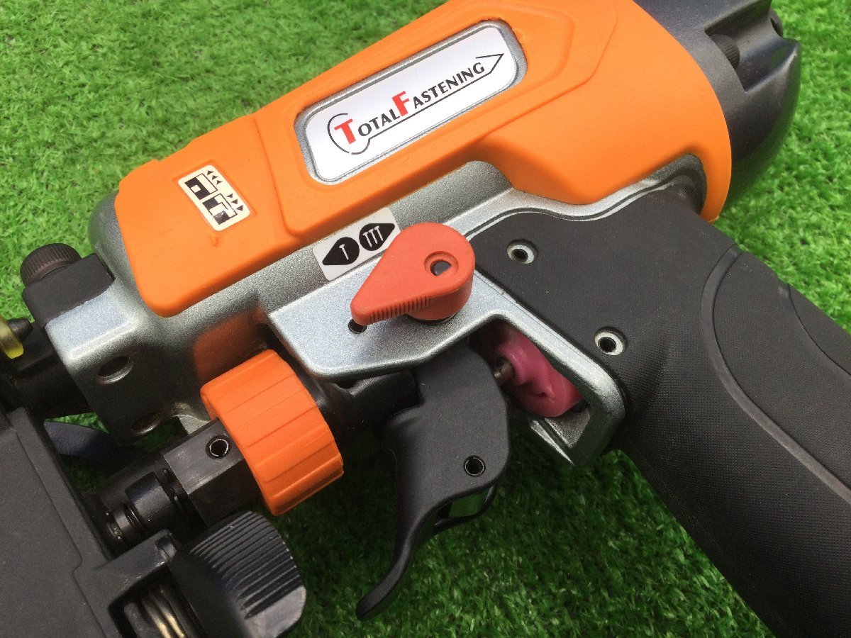 領収書発行可 トータル ファスニング TFポケット釘打機 TF32P 
