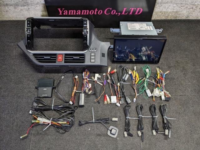 【Ｂ】大画面　アルパイン　ビッグX 11 EX11V-VO　80ヴォクシー専用パネル付き　連動ETC付き　地図データ2019　ノア　エスクァイア