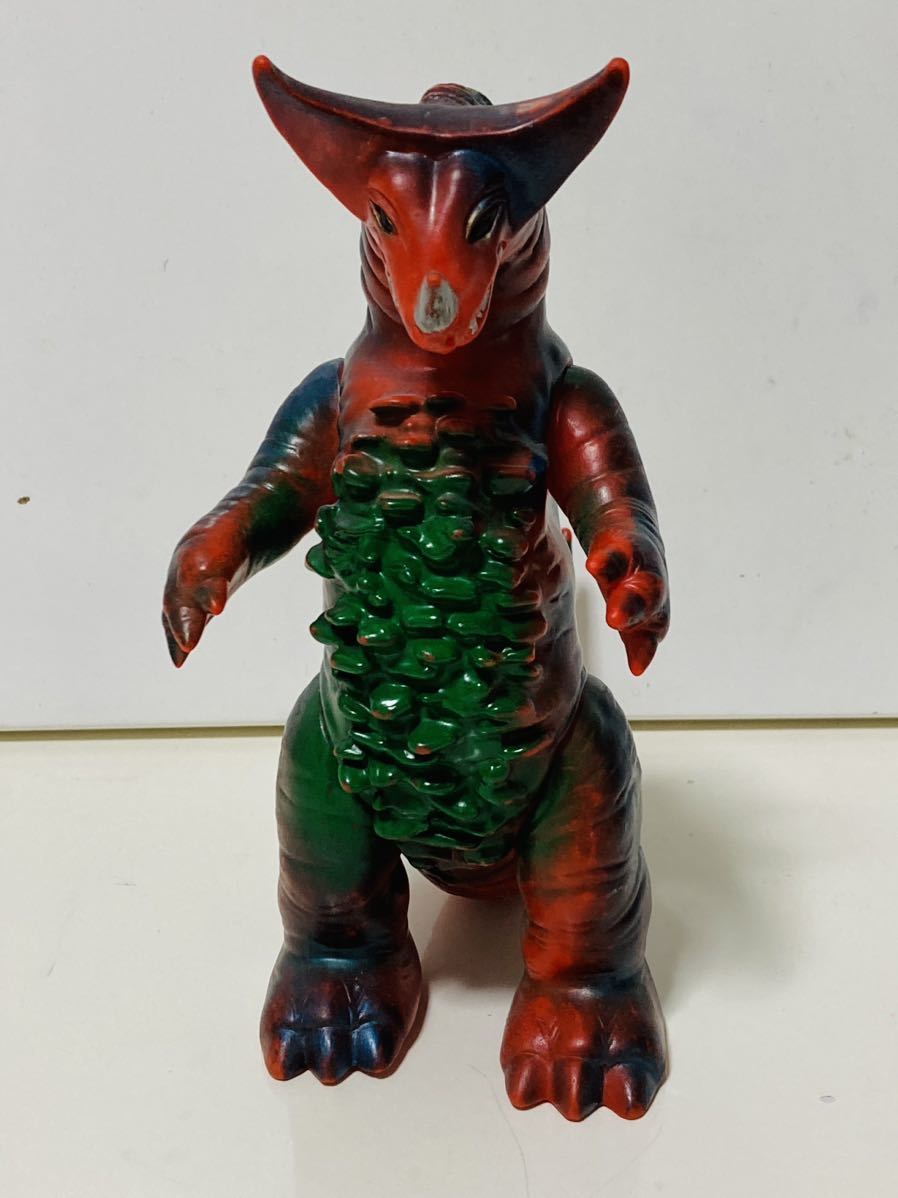 ゴモラ ブルマァクのゴモラでスタンダードサイズの物！ ブルマァク当時