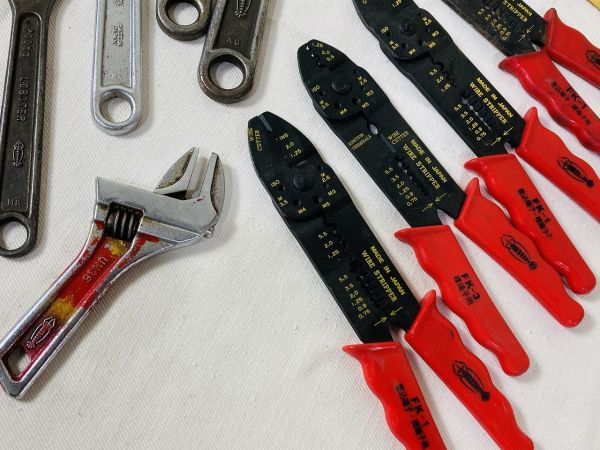 ◆EA33 工具 ロブスター まとめ　LOBSTER　モンキーレンチ、プライヤ、電装圧着工具KF-1など　大工道具◆N