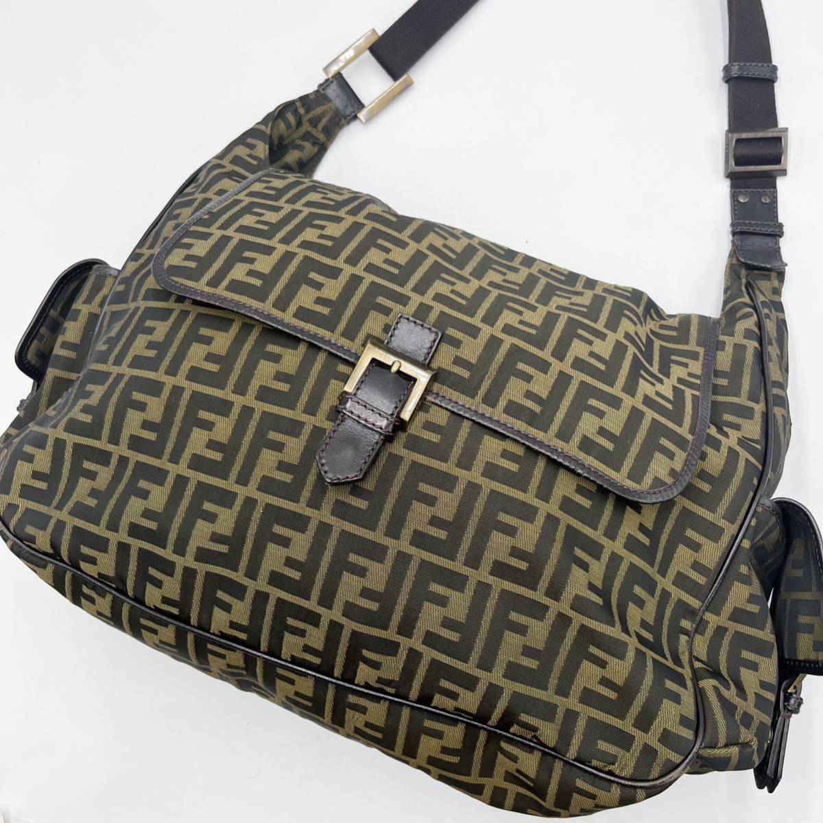 1円 フェンディ FENDI ショルダーバッグ マンマバケット ズッカ カーキ 