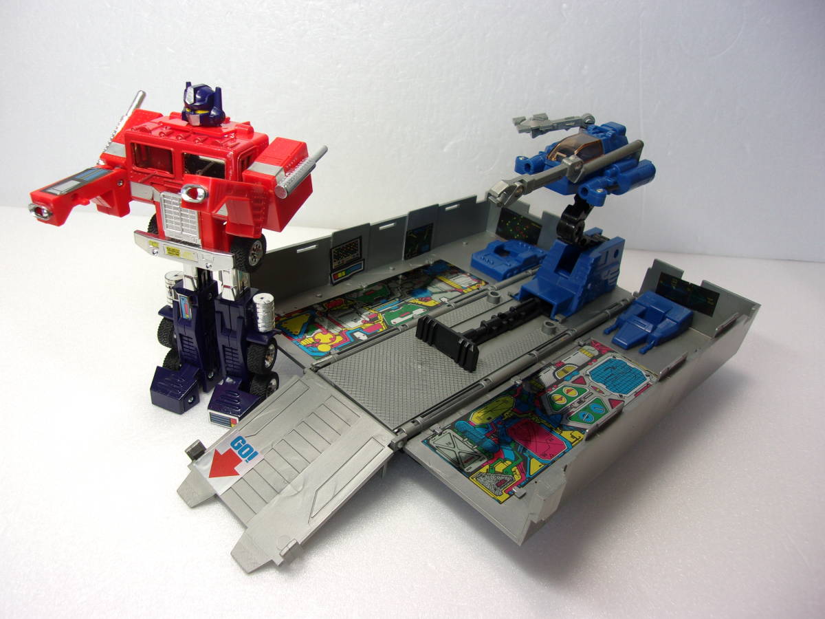 難あり ジャンク品 タカラ ダイアクロン カーロボット 移動基地 バトル 