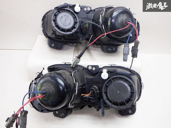 きれい！！ジャガー純正 加工 XJ8 X350 ハロゲン ヘッドライト ヘッドランプ 左右 1X43-13W029-HL 即納 棚O4 | ジャガーXJ X350⁄X358 レーシンググリーン X350モデル マーキーズ不動の人気シリーズのご紹介