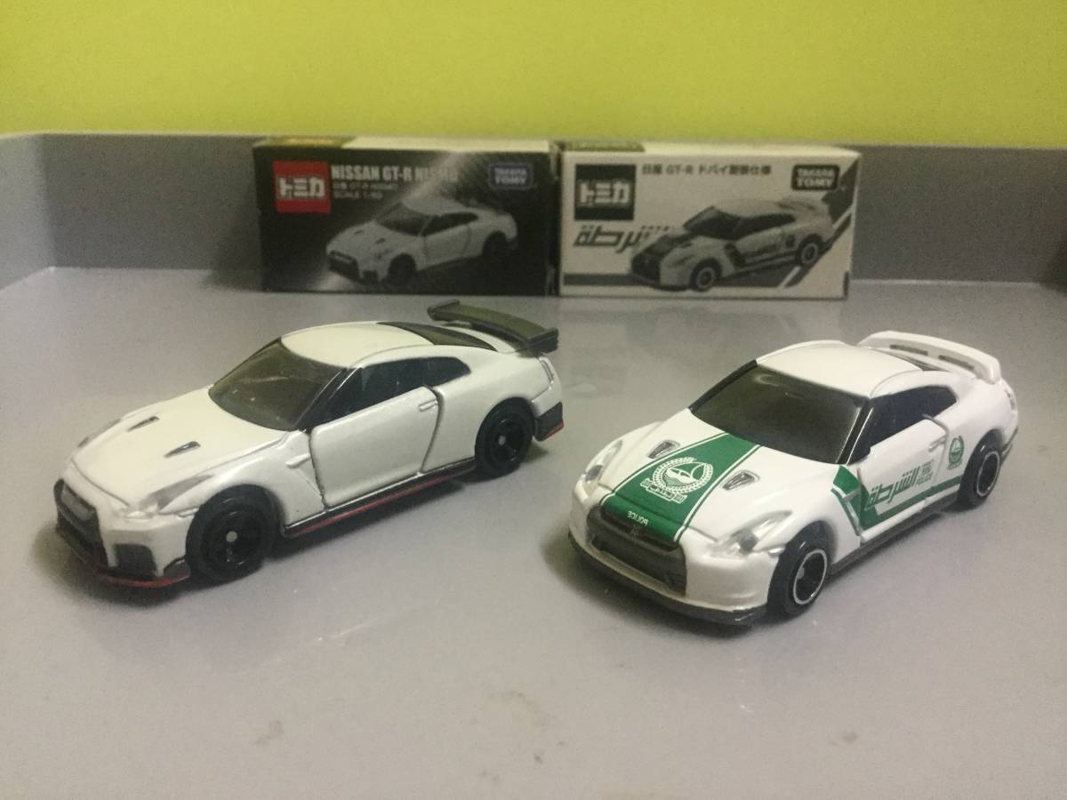 トミカ 非売品 日産 GT-R ドバイ警察仕様&当選品 ベトナム製(商用車 