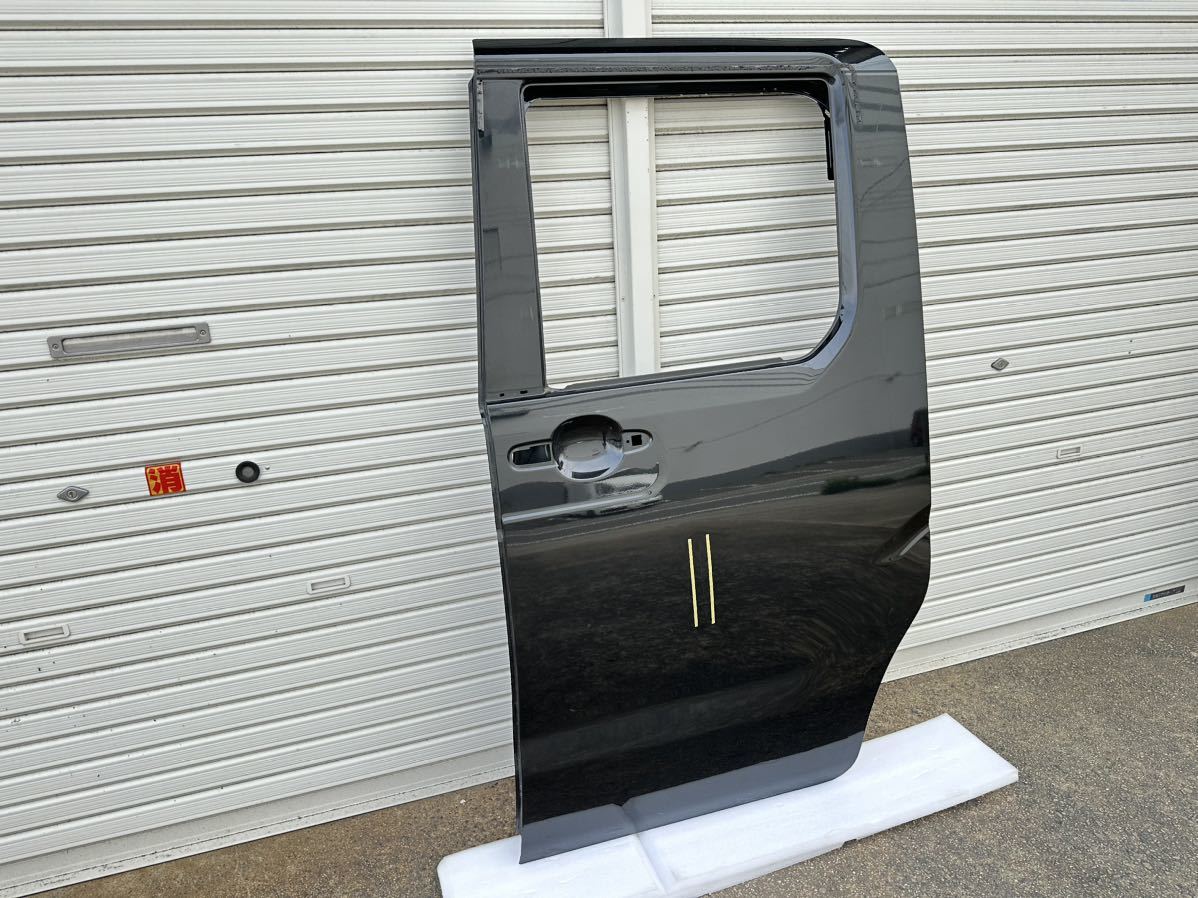 5m13 ウェイク LA700S 純正 スライドドア 左 黒