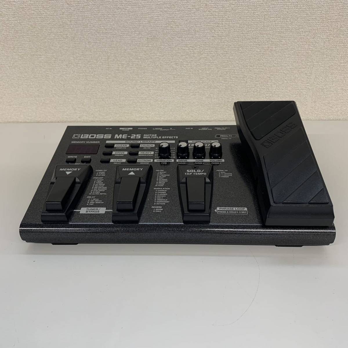 BOSS ME-25 ギターエフェクター 通電動作確認済 BOSS ME-25 ギター