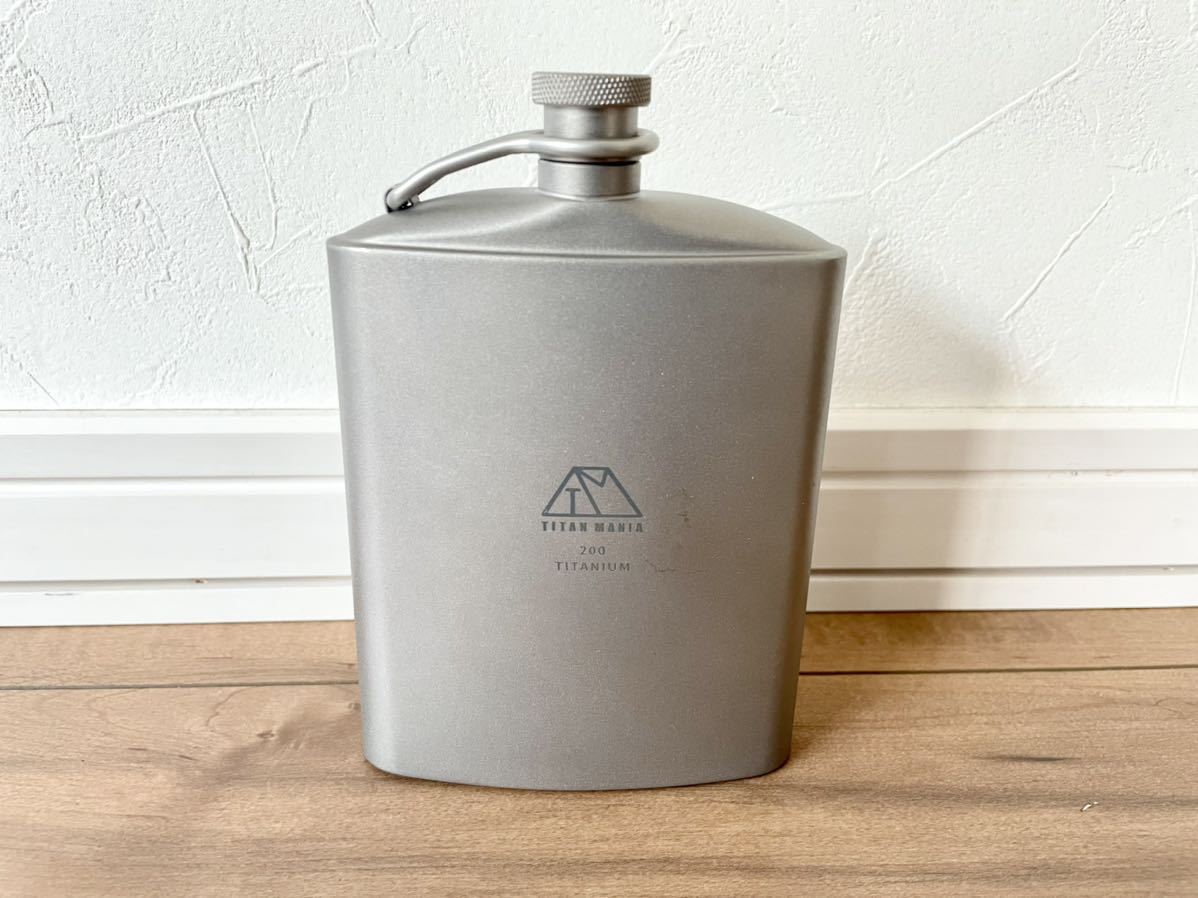 ★送料無料★チタンマニア 200 スキットル TITAN MANIA ジャグ ボトル U型 200ml ヒップフラスコ Titanium ウイスキーボトル