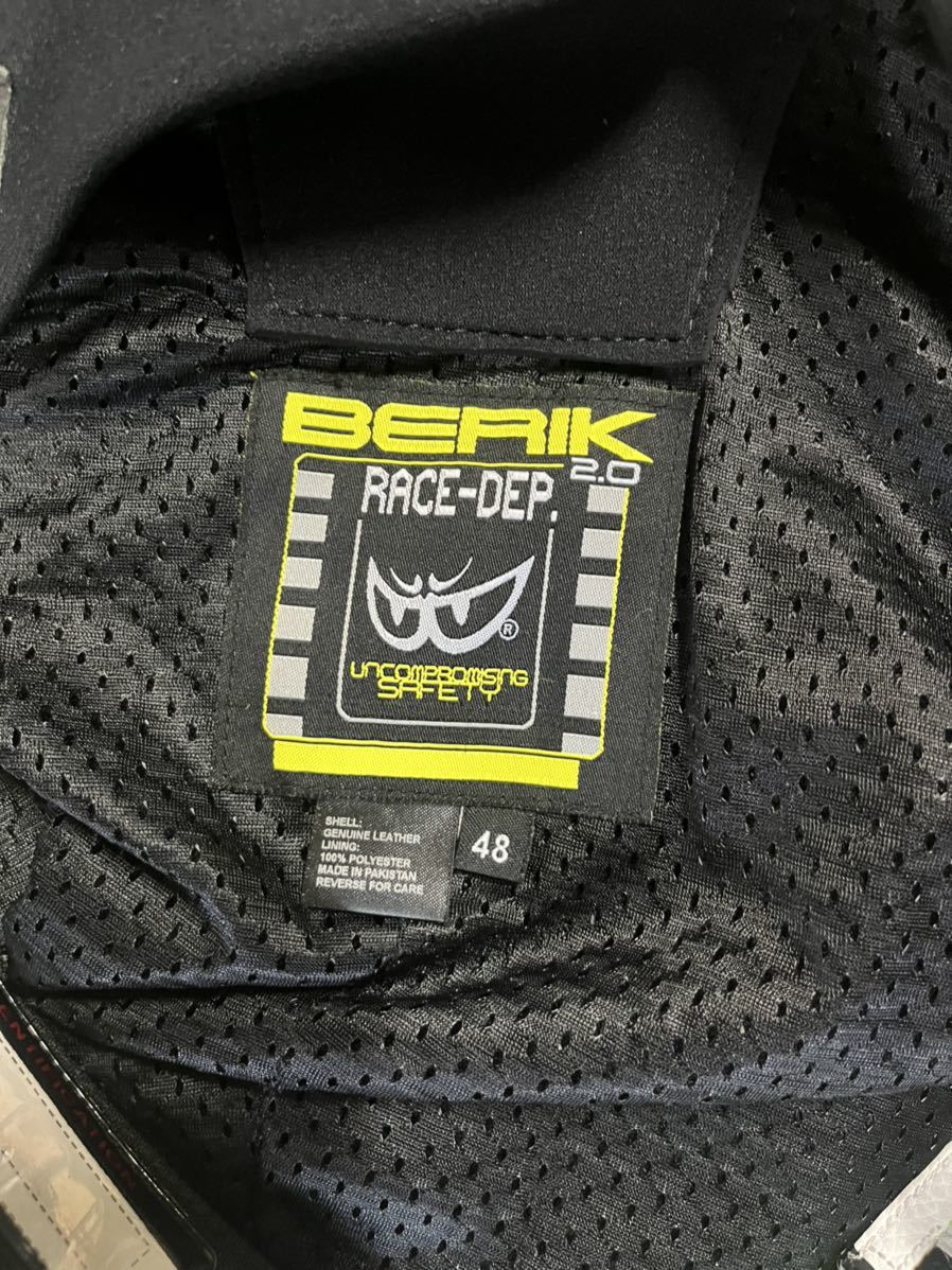 MFJ公認 BERIK ベリックレーシングスーツ48サイズ値下げ⭕️ BERIK