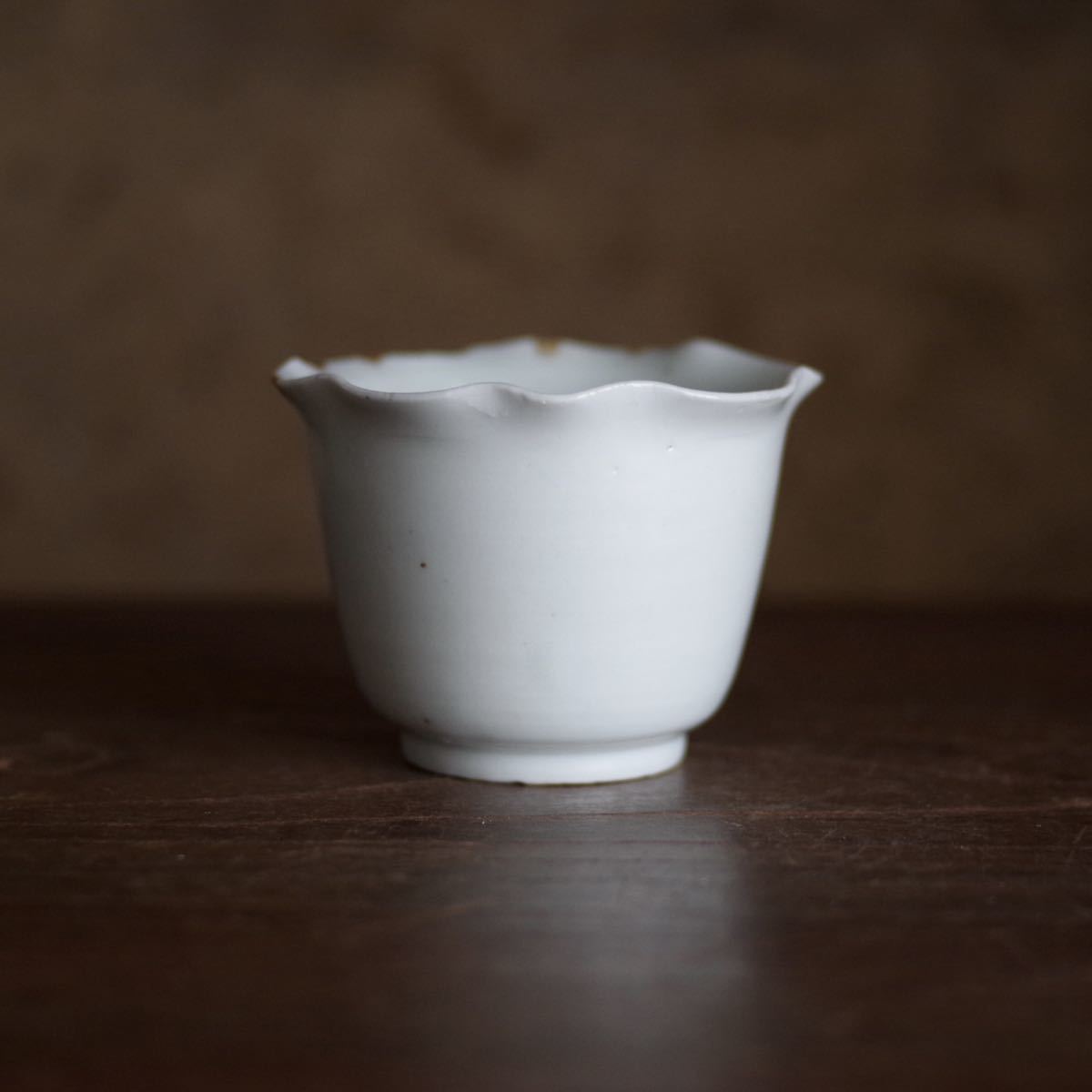 希少 高さ5.2cm】小ぶりな古伊万里 白磁輪花盃 江戸中期 酒器 酒盃