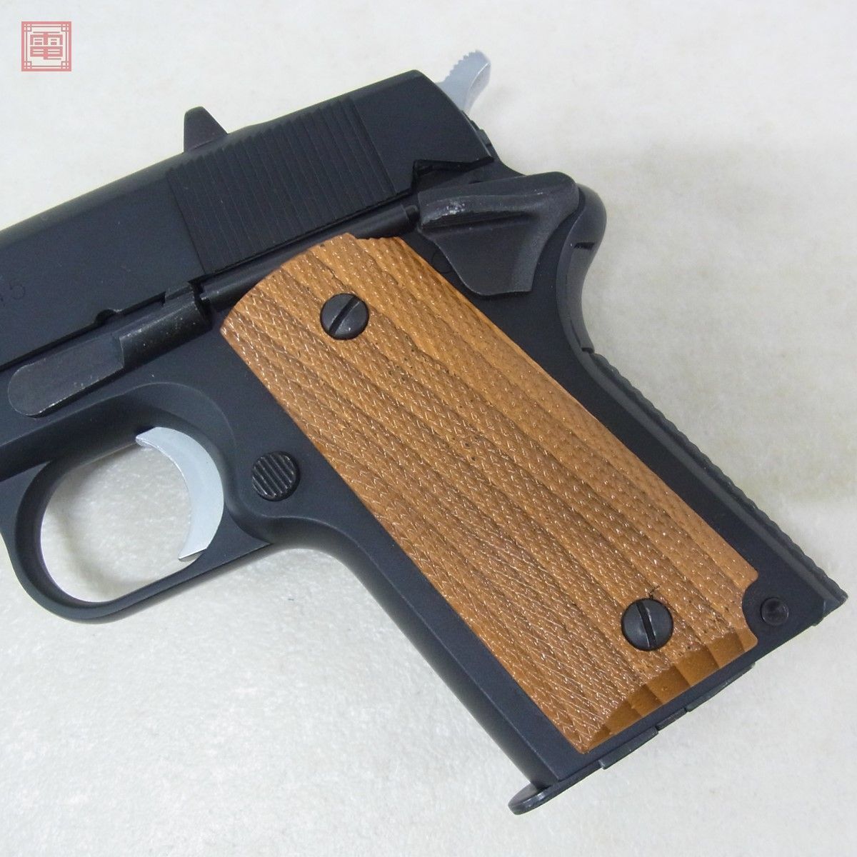 MGC デトニクス .45 プラスチック製 モデルガン 木製グリップ付き 合法