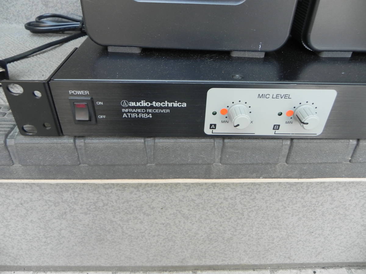 中古 * audio-technica 赤外線4chレシーバー（ATIR-R84） ＋ マイク