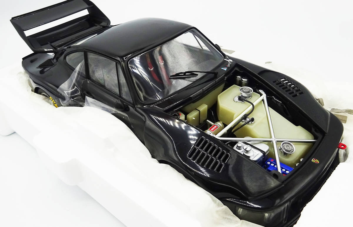 1/18 EXOTO 1976 PORSCHE 935 Turbo Client ポルシェ ブラック :Exoto