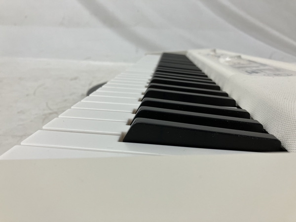 CASIO LK-520 光ナビゲーション キーボード 61鍵盤 2021年製 楽器 中古