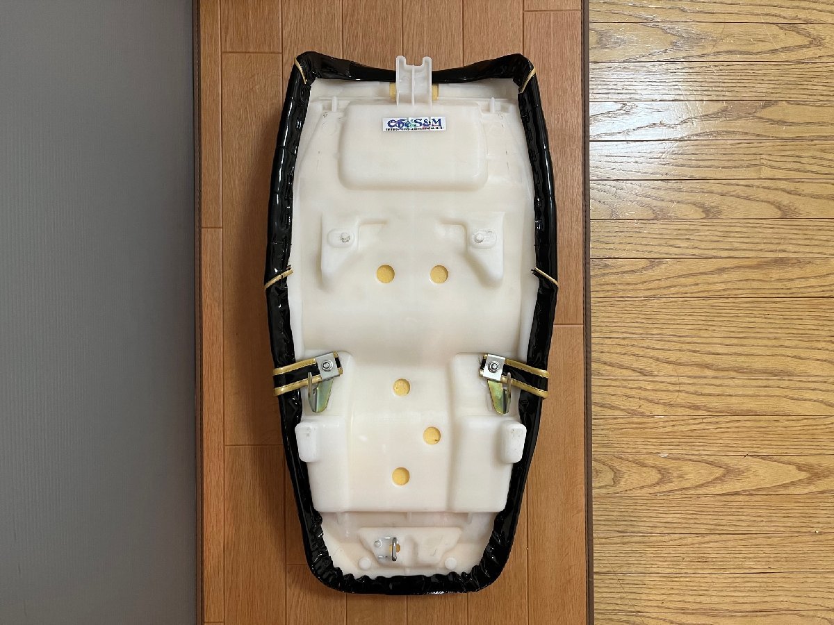 ▽ CB400SF (NC39 / NC42) △ タックロール シートです！○ ブラック