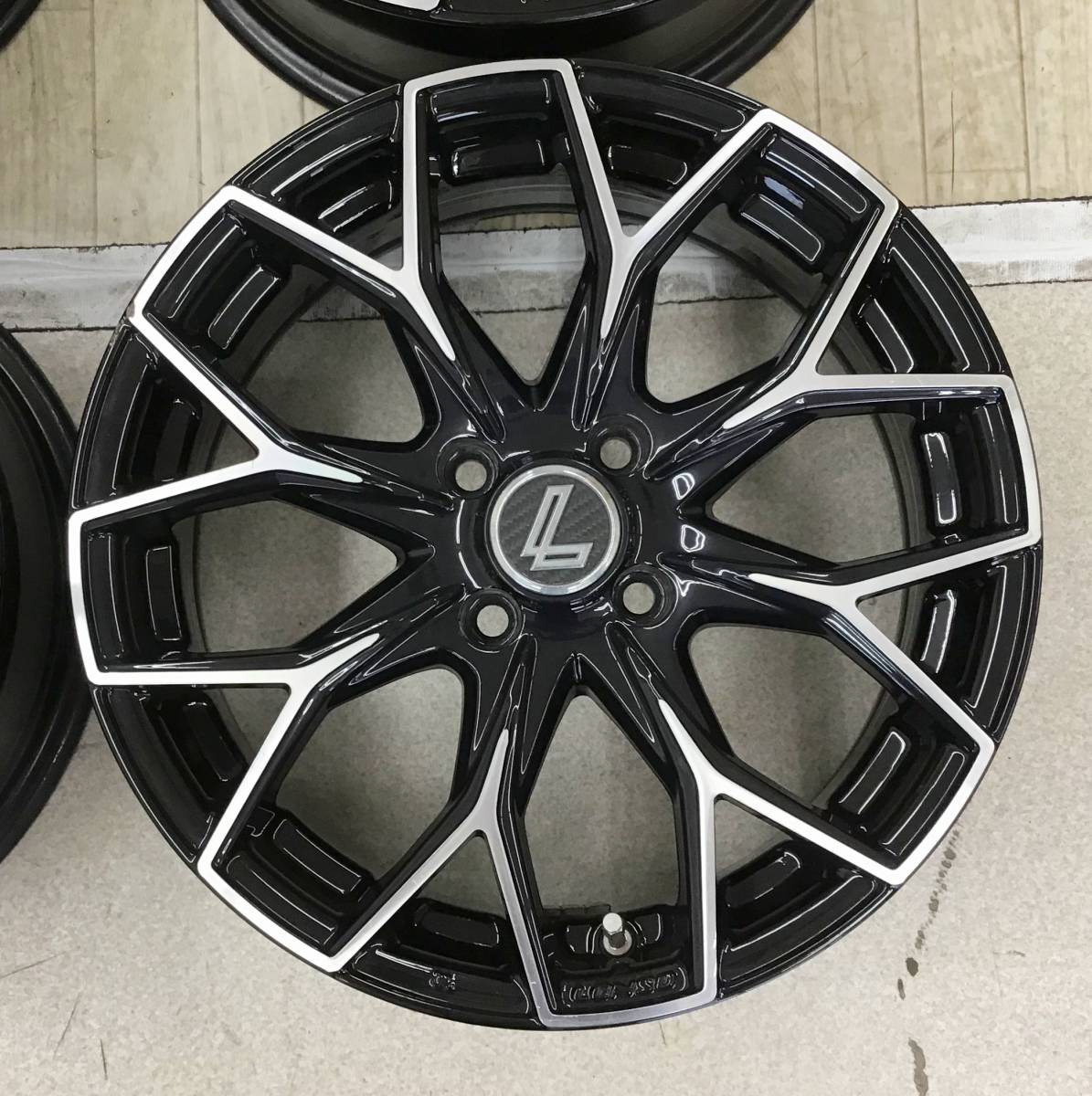 4本セット 16インチ ホイール LENSO 16×6.5 PCD100 4穴 オフセット43 