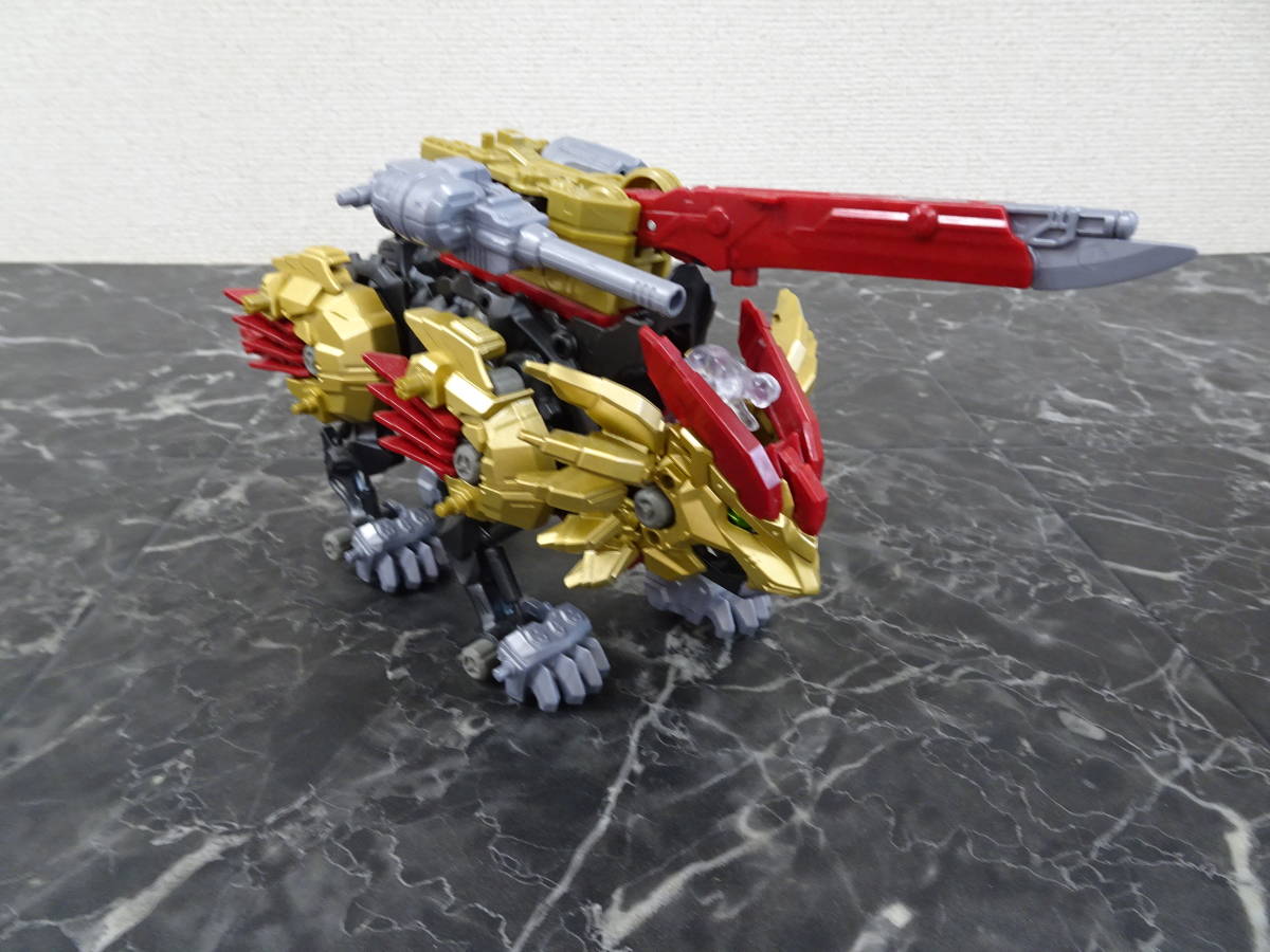 タカラトミー】ゾイドワイルド ジャンク2個セット ライジングライガー 