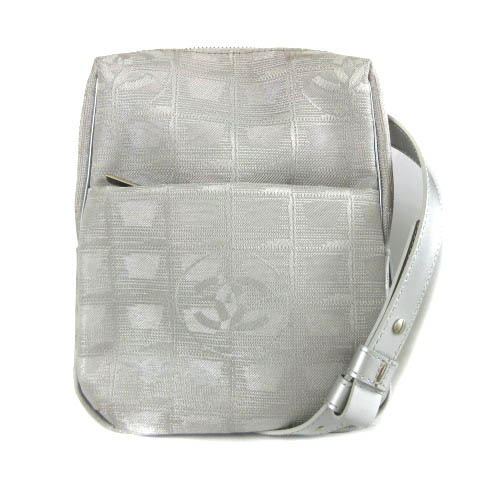 シャネル CHANEL ニュートラベルライン ポーチ ショルダーバッグ ココマーク クロスボディ シルバー NGA35 レディース