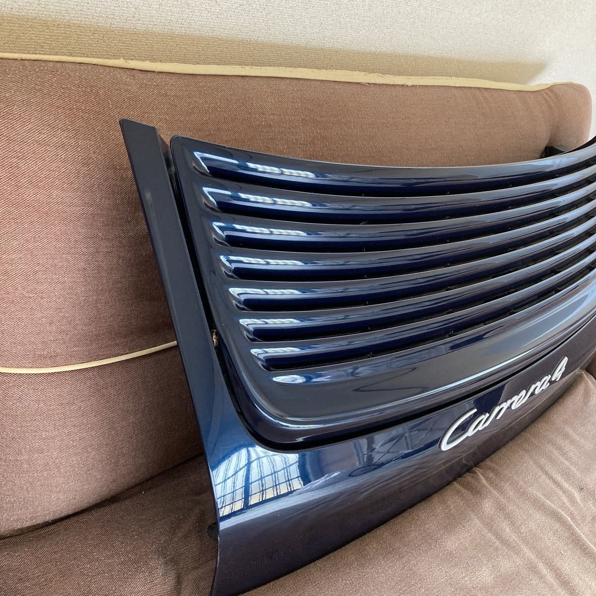 ポルシェ996カレラ4純正 エンジンフード 色紺メタリック系 中古品