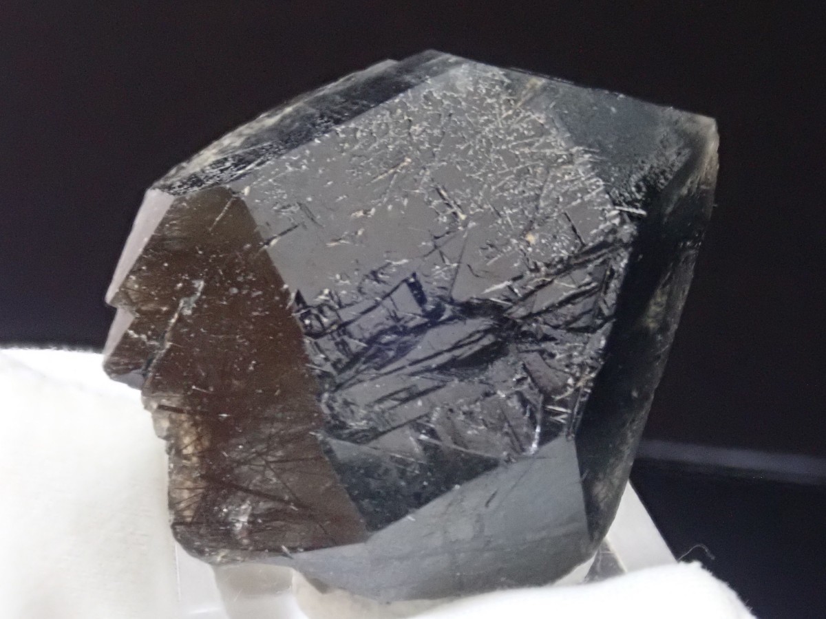 リーベッカイトinクォーツ リーベック閃石&水晶 俗称ブルールチル 