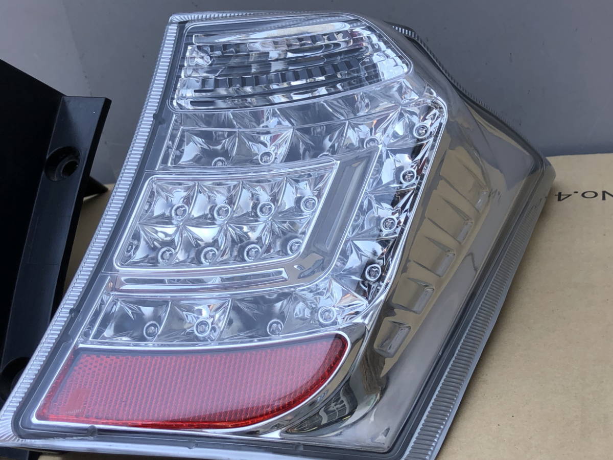 中古品] HONDA ホンダ フリード GB3 LED テールランプ 60-1339B テール 