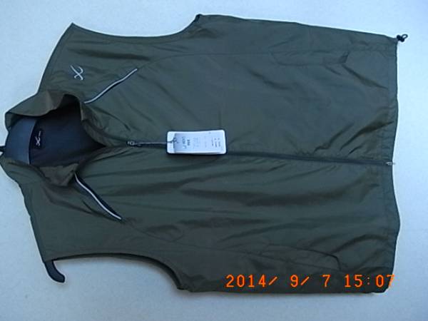 CW-X★ワコール★ジップアップベスト新品★メンズＬサイズ