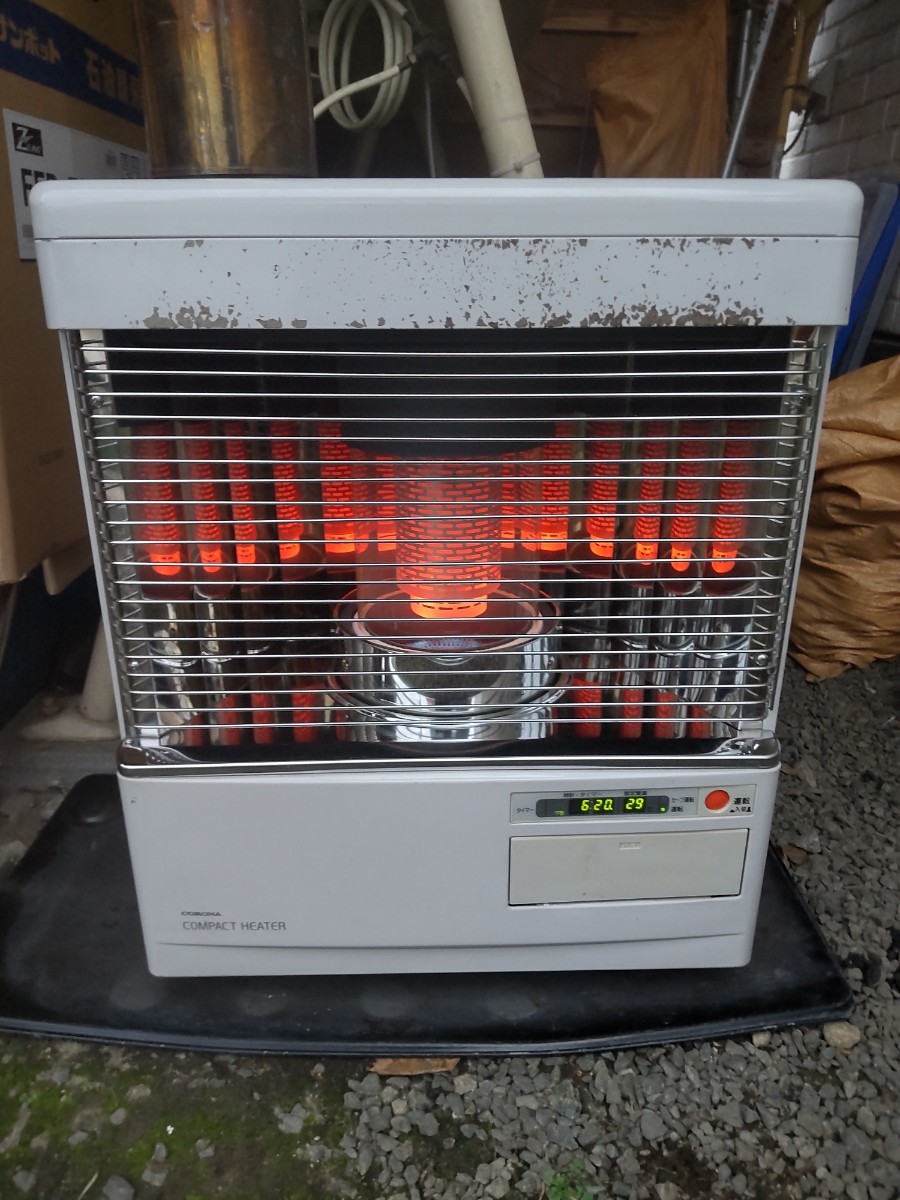 札幌発コロナ煙突式石油ストーブ！品番「SV‐V4512MC」2012年式品 2026